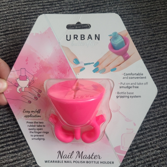 Nail polish holder ring - Picture 1 of 2